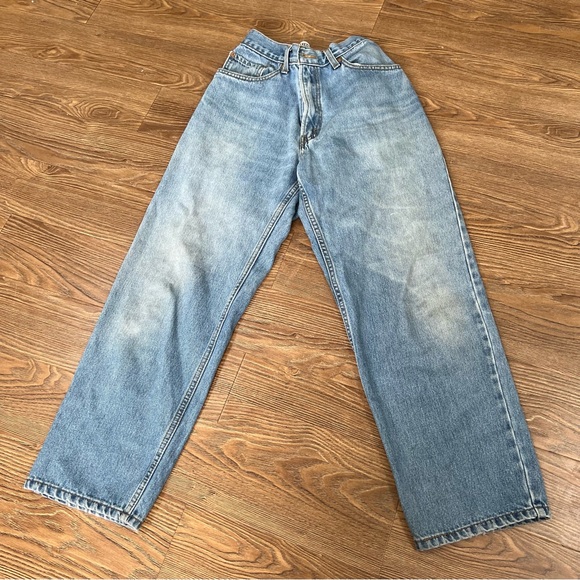 Modified Levis Relaxed Jeans - Picture 4 of 4